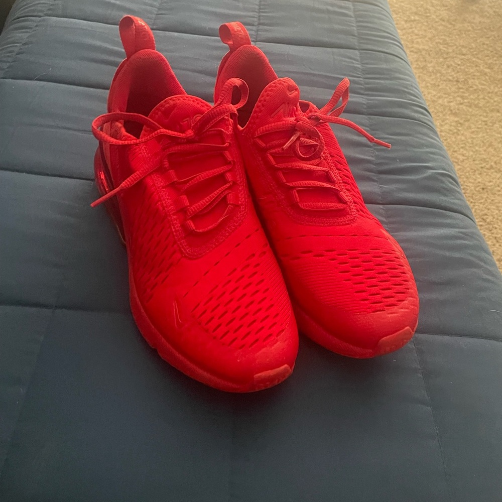 Nike Air Max 270 Red